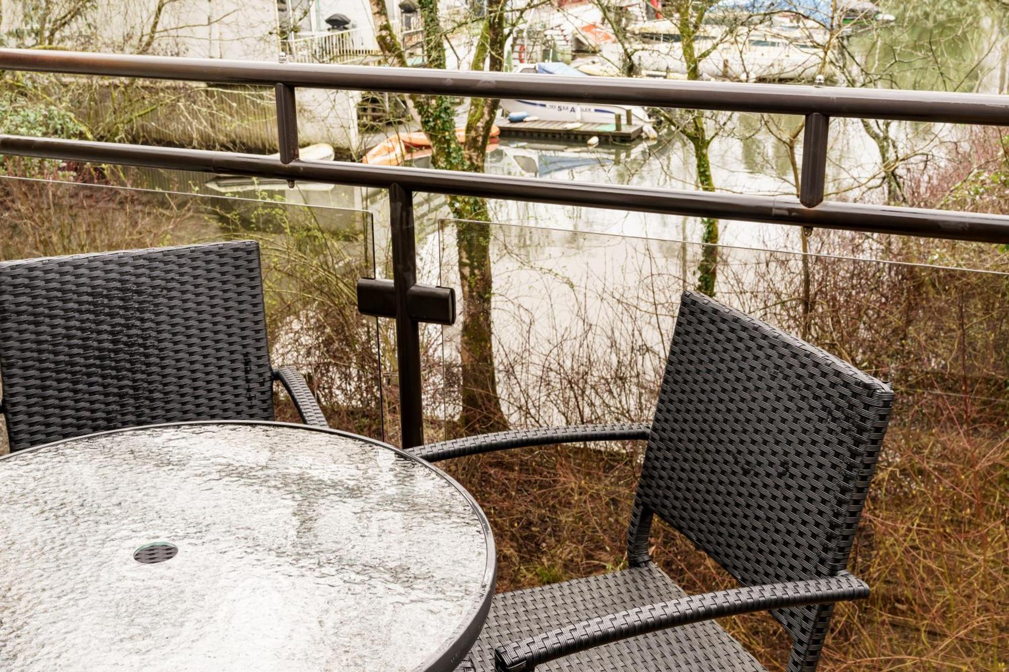 2 Bedroom Lake District Cottage At Windermere Marina Village Bowness-on-Windermere Exterior photo